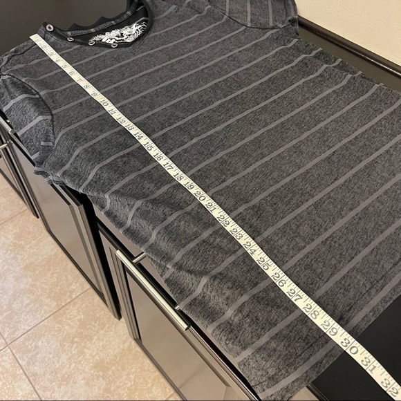 Helix single stitch Striped grey tshirt,short slv, released hem,button detail - Picture 6 of 10